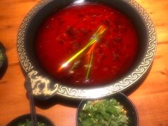 -三道苗苗鱼·美蛙黄辣丁(八里店)