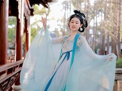 -汉仪华裳汉服馆(豫园店)