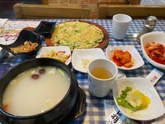 -益百岁牛尾汤(香山路店)