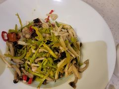 -忠顺斋易州印象烤鸭店(东关新村店)