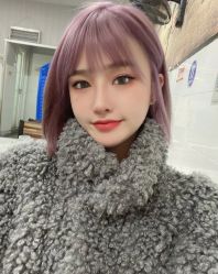 -鏡沙龙发型设计