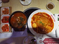 拉面炒年糕-韩香福脊骨汤锅(上杭路店)
