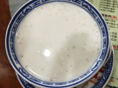 -赵记传承特色牛奶甜品(泉城广场店)