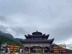 -九鼎铁刹山风景区