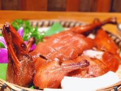 -老滇山寨•云南特色菜•地方菜•民族风情歌舞表演(金碧店)