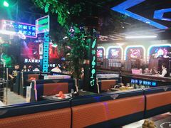-路边边地标烧烤·川菜·小龙虾·音乐酒馆(良乡长虹店)