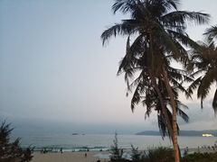 -亚龙湾中心广场