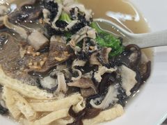 -甘掌门·化州驰名牛杂粉(越秀店)