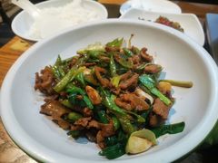农家小炒肉-茅炒屋龙虾·烧烤·湘菜(新河路店)