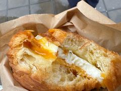 -星巴克臻选(周浦万达店)