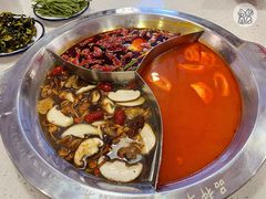 小红清香三拼锅-陳艳红火锅(港汇店)