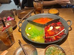 -巴卤社老火锅(财富店)