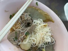 -榮泰米粉湯(Left Shop)