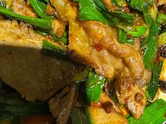 蒜苗盐煎回锅肉-陈麻婆豆腐总店