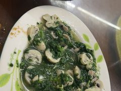 -胡子饮食店