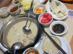 -煲大王猪肚鸡·椰子鸡火锅(红谷滩万达店)