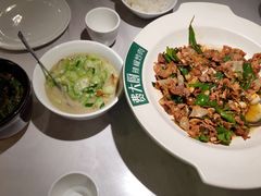-费大厨辣椒炒肉(黄兴中心广场店)