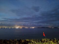 -邻岸海景民宿(南澳杨梅坑店)