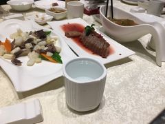 -湖庭壹品鸭王·传统北京烤鸭·别墅私房菜·庭院宵夜(江宁店)