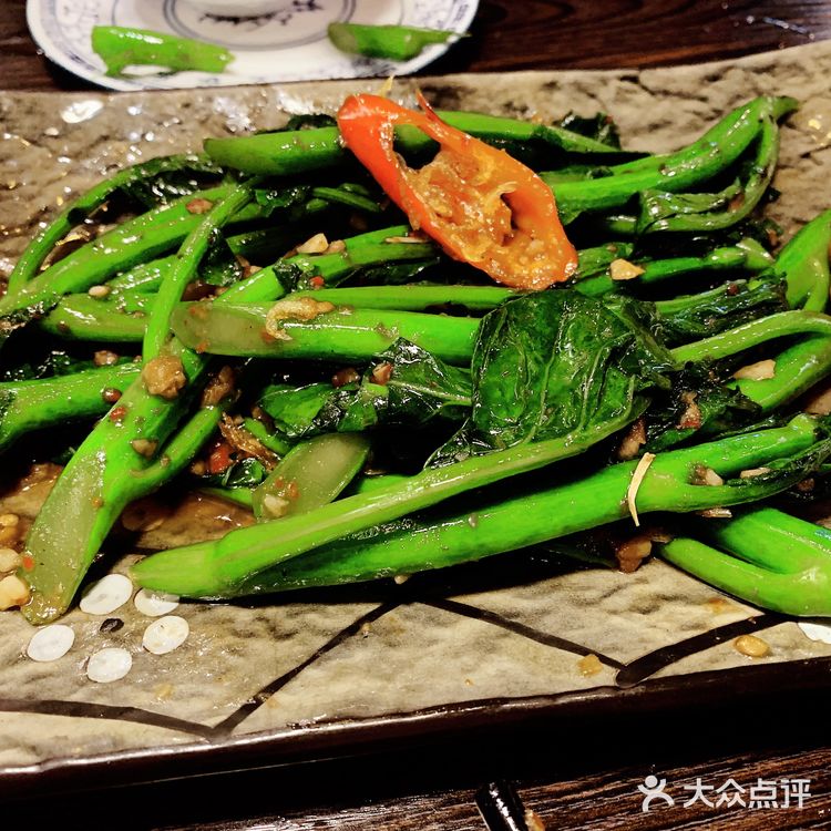 鸡肉质量一般，味道一般，面包皮有点小惊喜，吃起来脆脆的