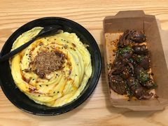 菠萝咖喱鸡炒饭-肥安娜·小吃·饮品