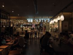 大堂-喜茶(深圳东门1234店)