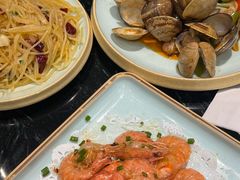 -亚龙湾中心广场