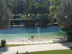 -三亚湾海居铂尔曼度假酒店