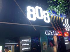 -808 LiveHouse