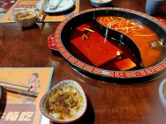 -万小鍋·酸汤肥牛火锅(苏宁广场店)