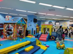 -孩子王童乐园(西安盛龙店)