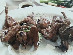 烤乳鸽-御花园·粤菜·海鲜火锅(中山公园店)