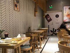 大堂-炖物24章·顺时轻养茶(杭州保利时光里店)