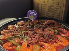 小怪兽肉蟹煲-徐记小怪兽肉蟹煲店(哈西万达金街店)