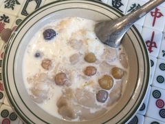 白雪芋泥丸子-堂屋糖水店(愚园店)