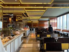 -大中华希尔顿酒店-念自助餐·嗨啤·小龙虾
