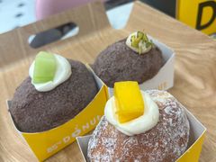 -85度C(生甜甜圈研究工坊·上海松江人民北路店)