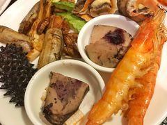 -荣誉国际酒店-云顶旋转餐厅