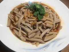 -东口码头·烧鸽子·鱼头泡饼·地方菜(金鹰悦城店)