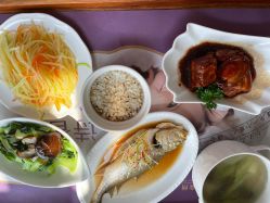 -大美母婴月子中心