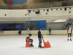 -冠军冰场CHAMPION RINK(环球银泰城店)