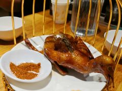 脆皮乳鸽-小金鬼·煎饺·鸽子汤