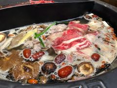 -宽板凳老灶火锅(外馆斜街店)