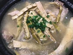 笋干豆腐煲-小龙酒家(桂平路店)