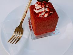 -UNI UNI(环亚凯瑟琳店)