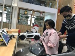 -奇怪的独角兽亲子理发沙龙