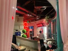 -沪小胖小龙虾(淮海中路旗舰店)