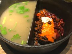 四季草本鸳鸯锅-盡膳口福跷脚牛肉火锅(北美新天地店)