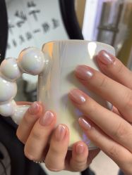 -芊屿芊浔美甲
