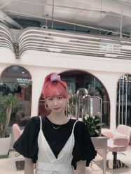 -BULB STUDIO 巴柏明星发型工作室